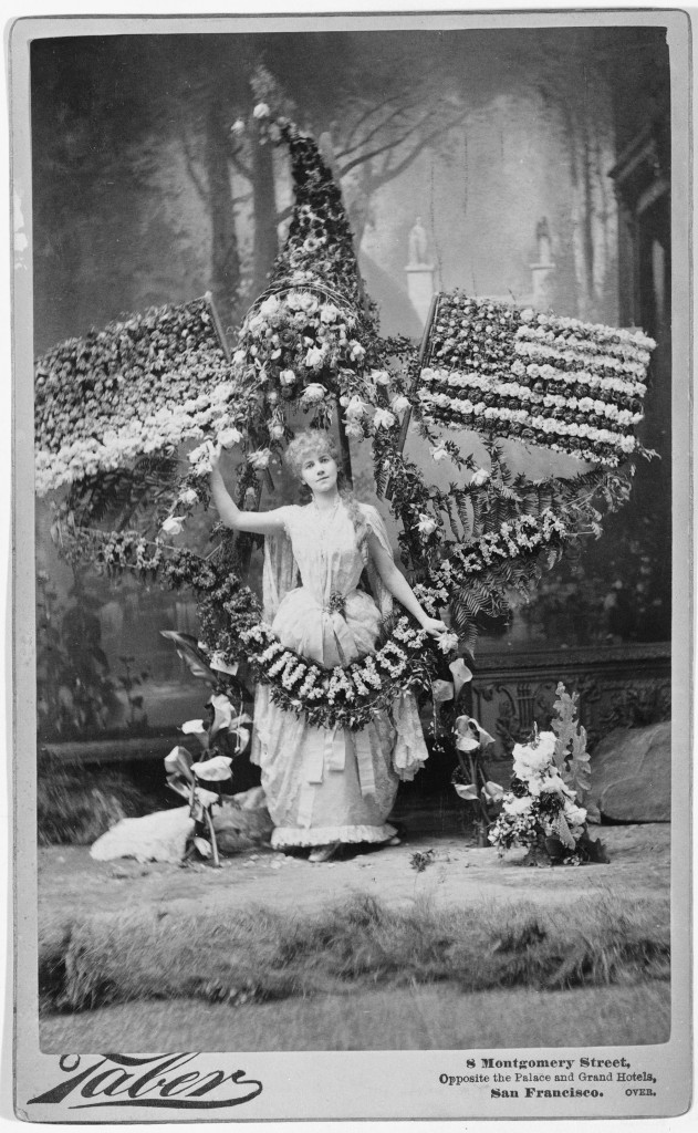 Alma Fohström Suomen neitona, San Francisco 1886. Lähde: Alma Fohströmin henkilöarkisto, Kansalliskirjasto