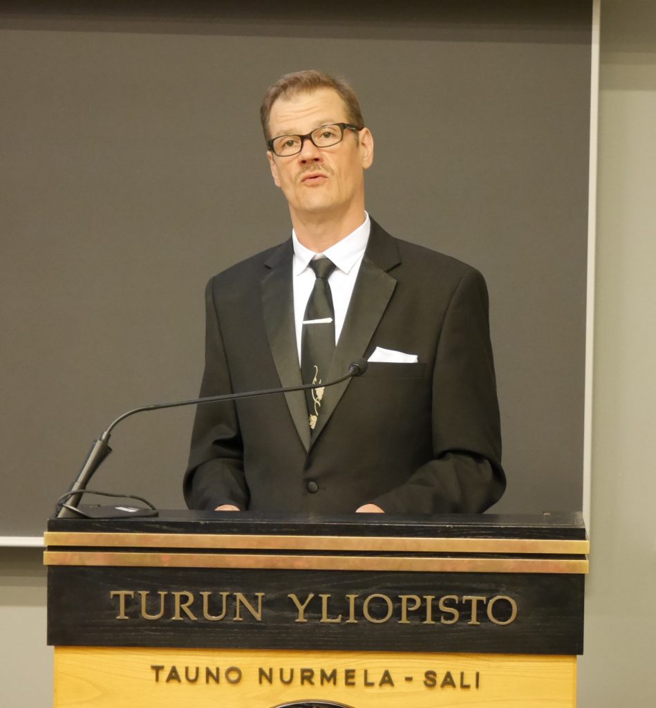 FM Veli Pekka Toropainen.